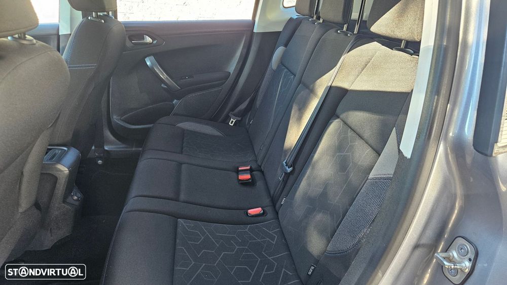 Peugeot 2008 1.2 PureTech Style - 21