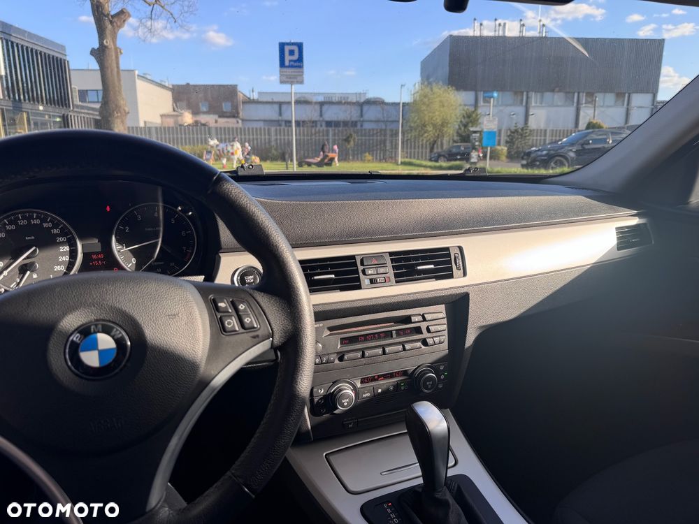 BMW Seria 3 320i Edition Exclusive - 30