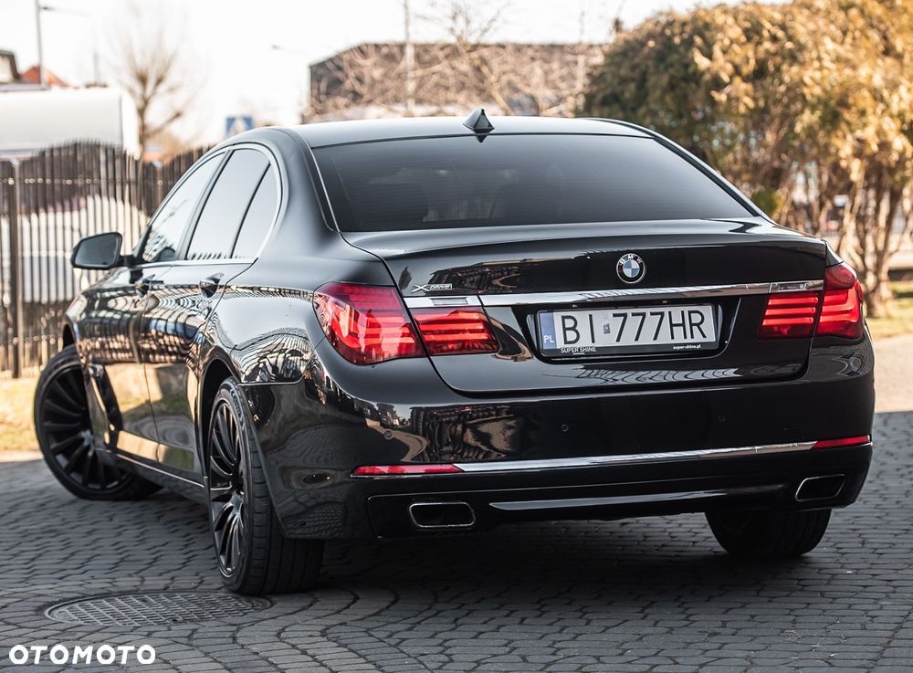BMW Seria 7 740d xDrive - 12