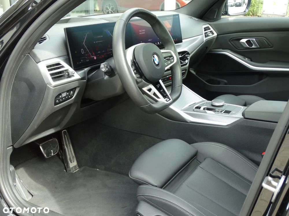 BMW Seria 3 320d xDrive M Sport - 18