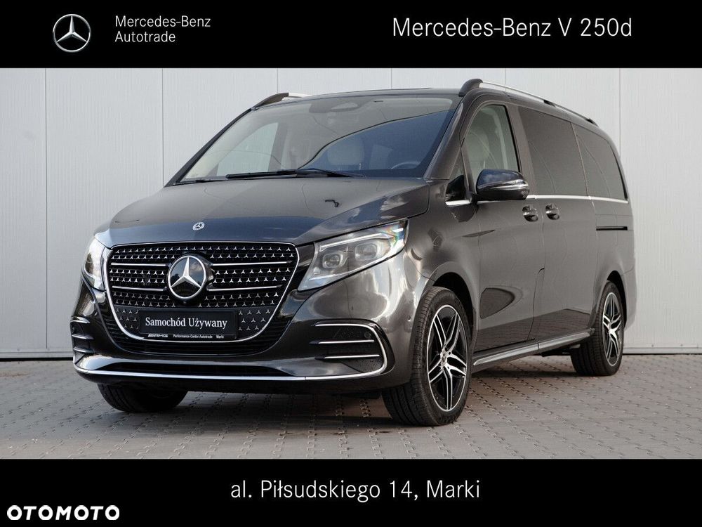 Mercedes-Benz Klasa V - 1