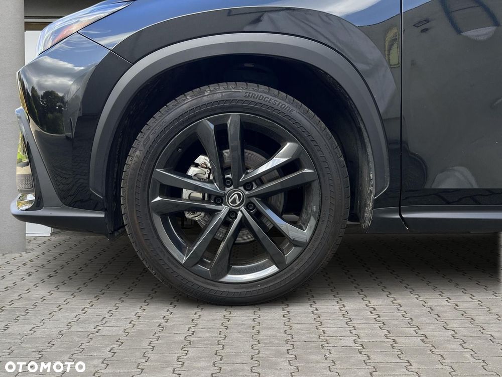 Lexus NX 350h Prestige AWD - 26
