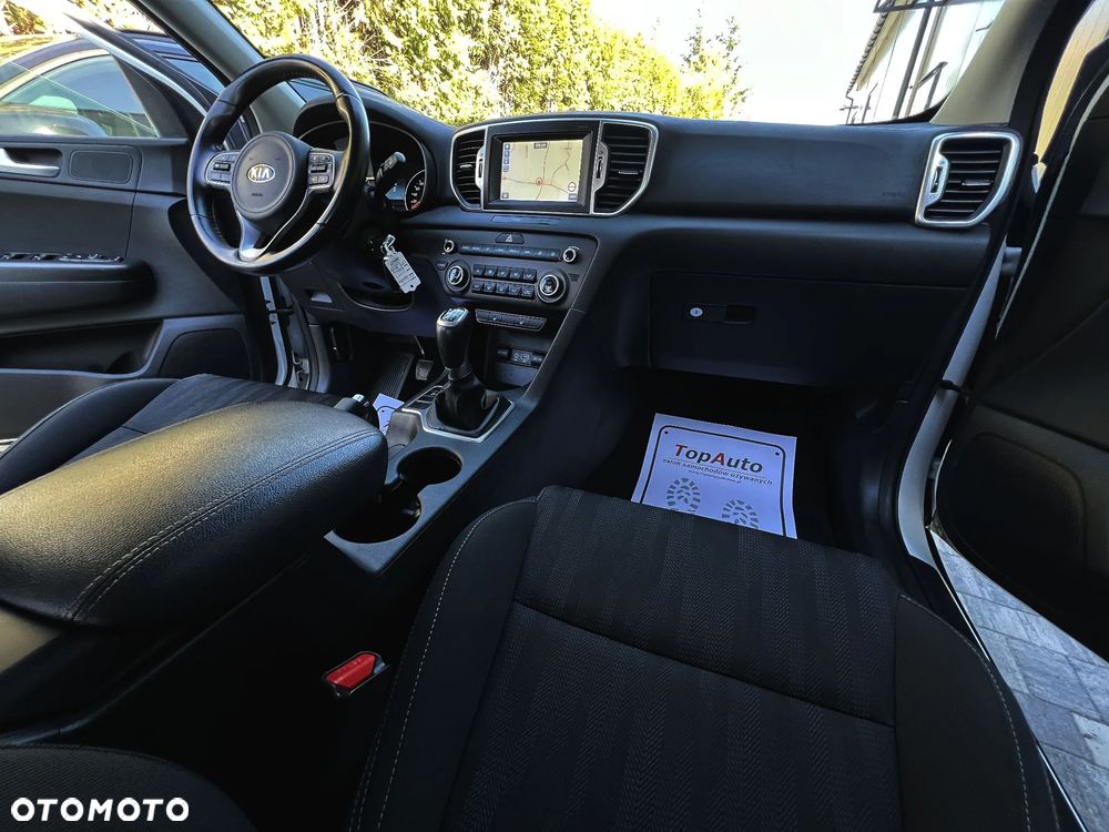 Kia Sportage 2,0 CRDI 2WD ISG Spirit - 16