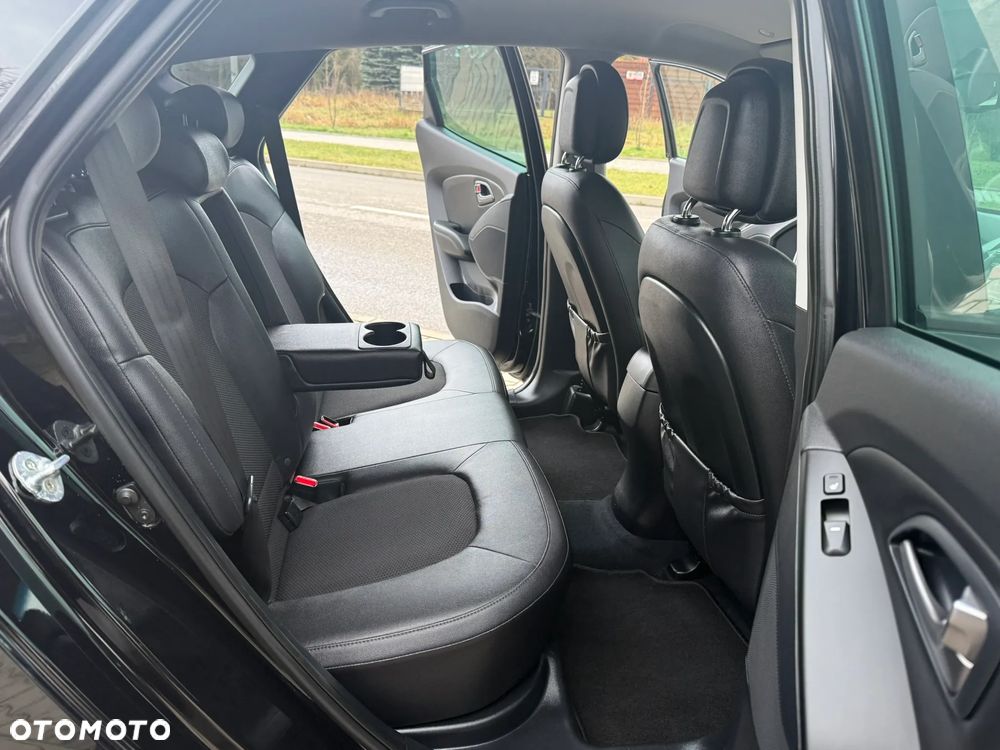 Hyundai ix35 1.6 2WD Fifa World Cup Edition - 27