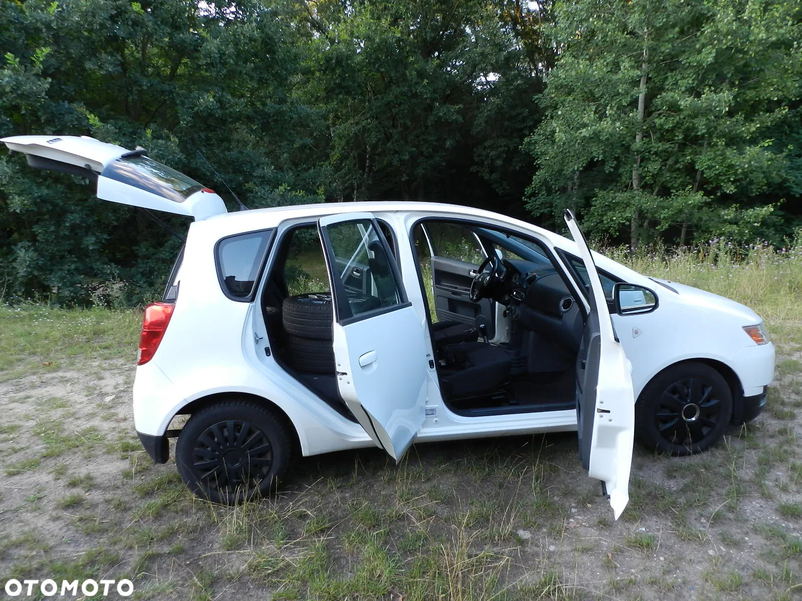 Mitsubishi Colt - 10