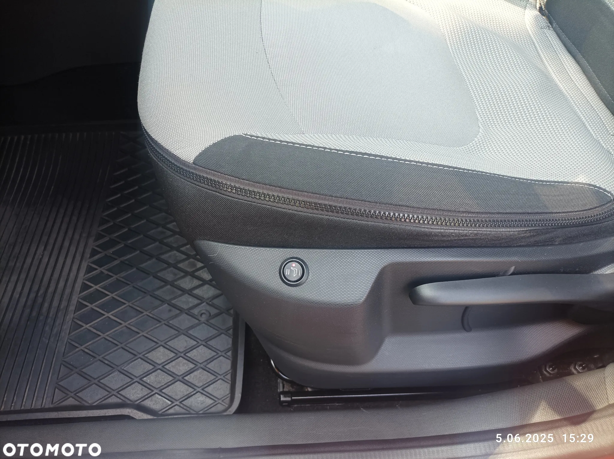 Renault Captur (ENERGY) TCe 90 LIFE - 11