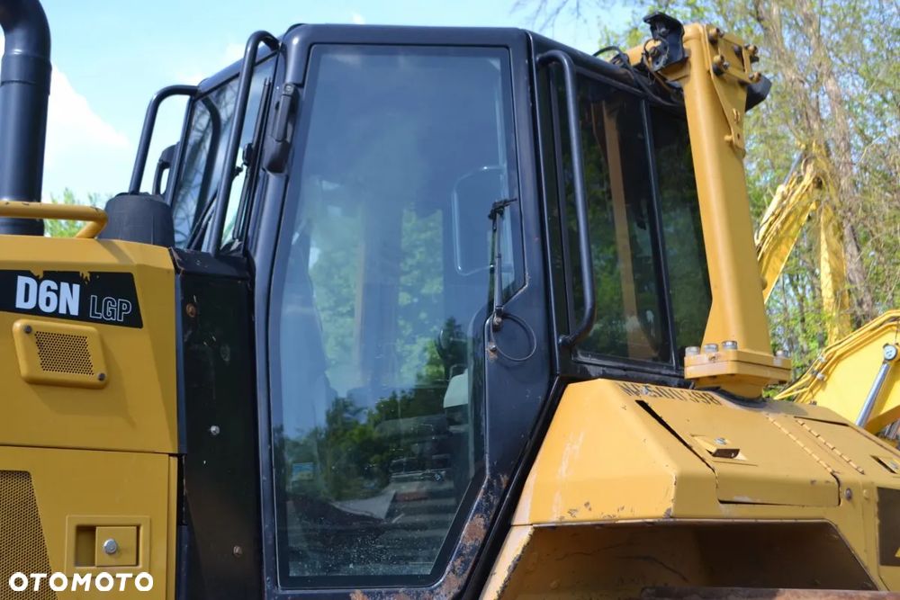 Caterpillar D6N LGP - 11