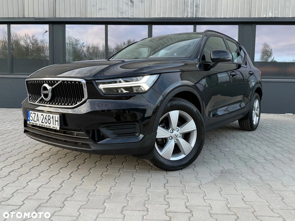 Volvo XC 40 T2 Momentum Core - 4
