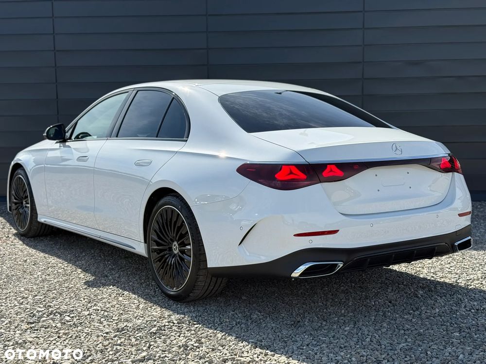 Mercedes-Benz Klasa E 220 d mHEV 4-Matic AMG 9G-Tronic - 5