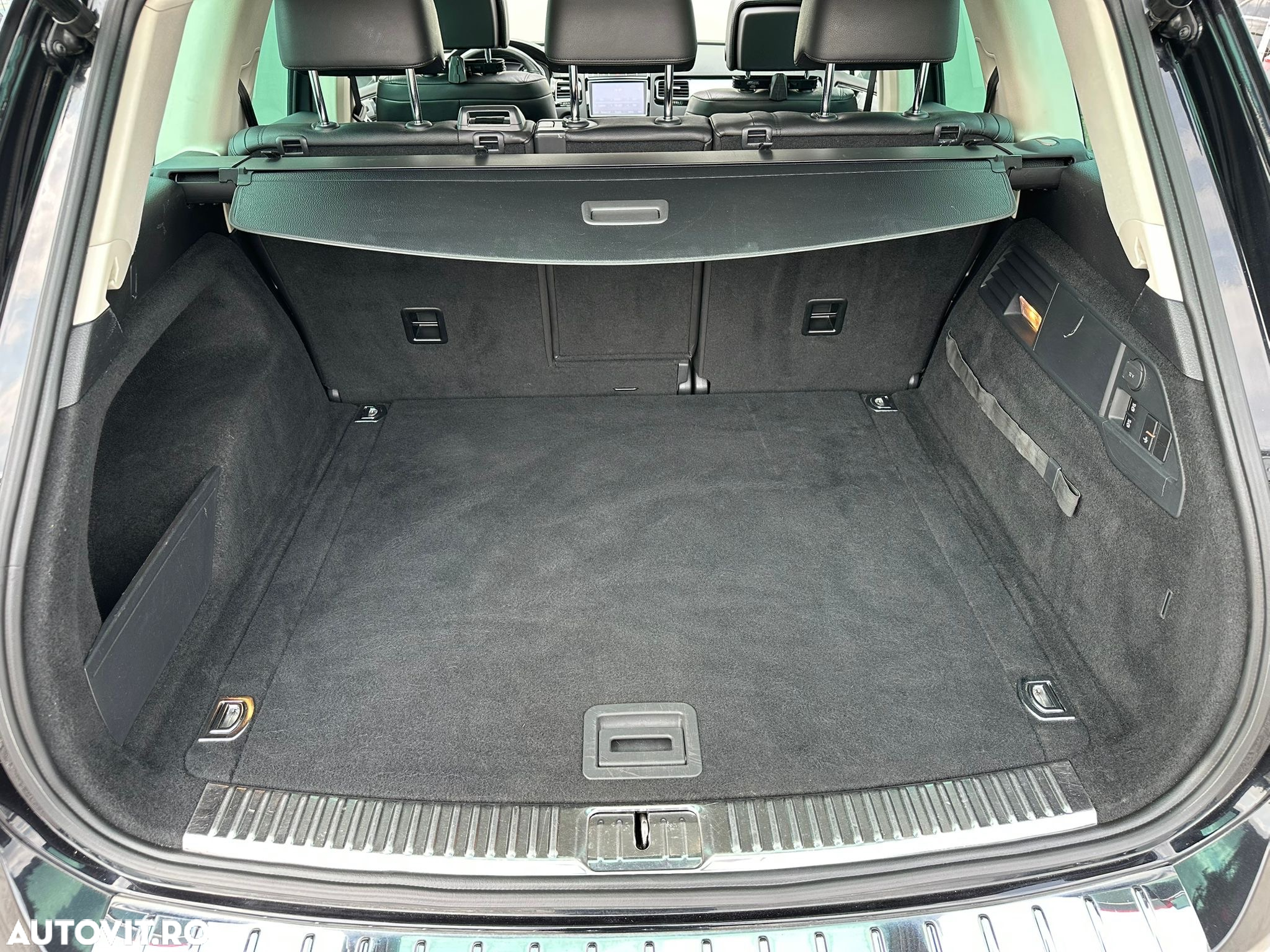 Volkswagen Touareg 3.0 V6 TDI SCR Blue Motion DPF Automatik Exclusive - 28
