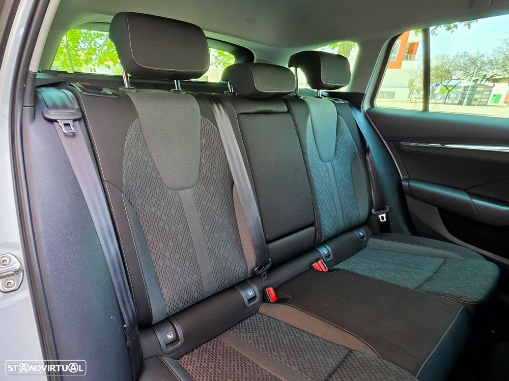 Skoda Octavia Break 1.4 TSi iV Style DSG - 17