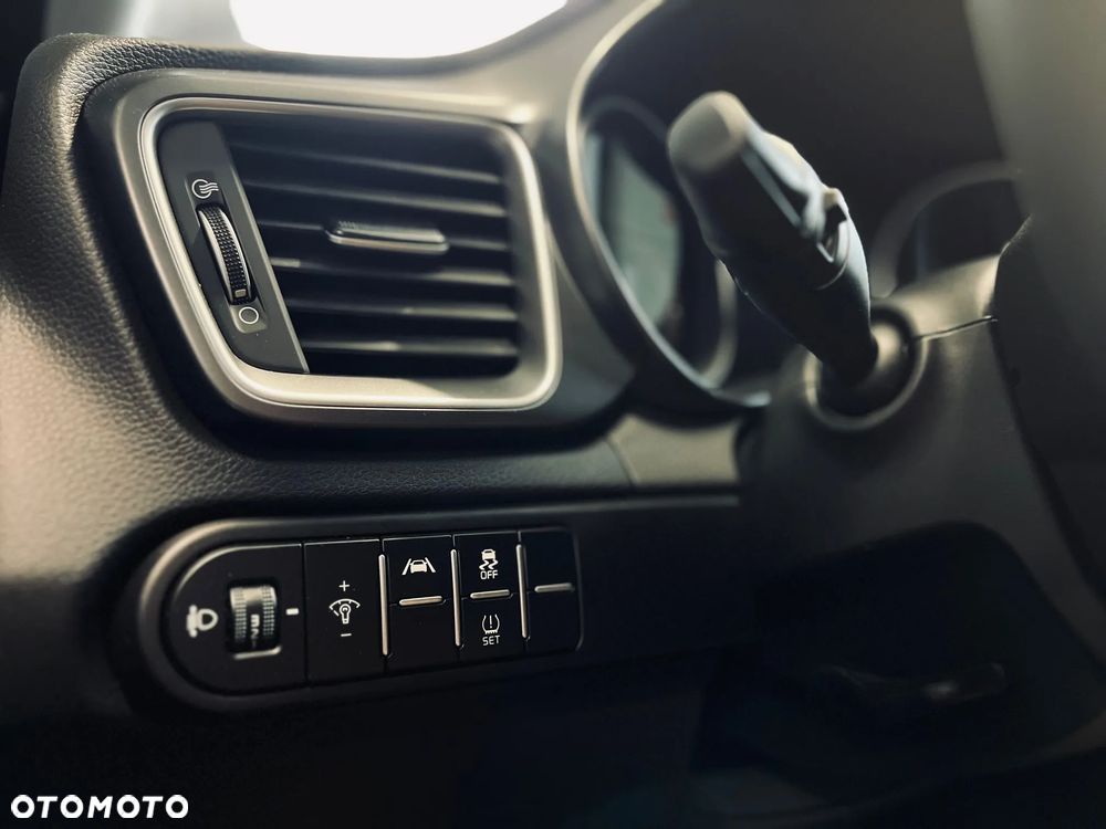 Kia XCeed 1.6 T-GDI M DCT - 11