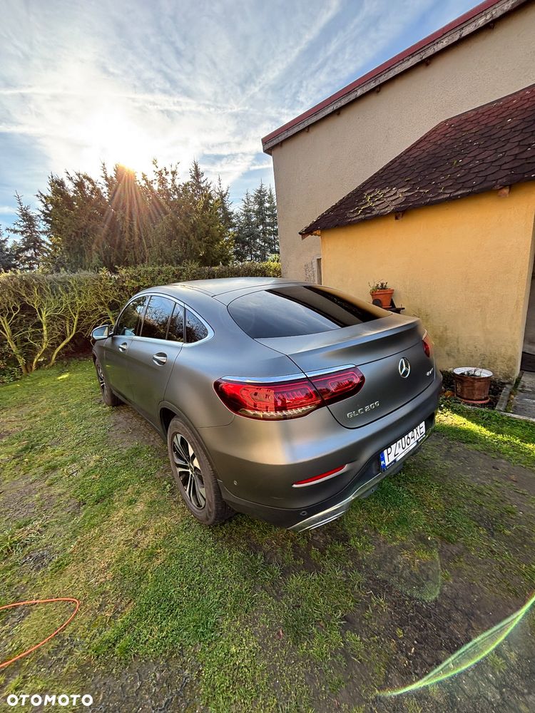 Mercedes-Benz GLC 200 4-Matic - 2