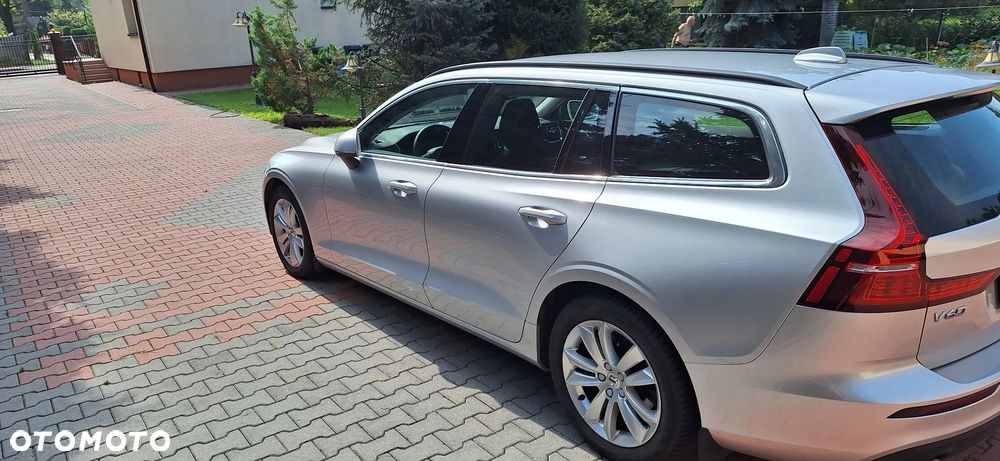 Volvo V60 B3 B Momentum Pro - 31