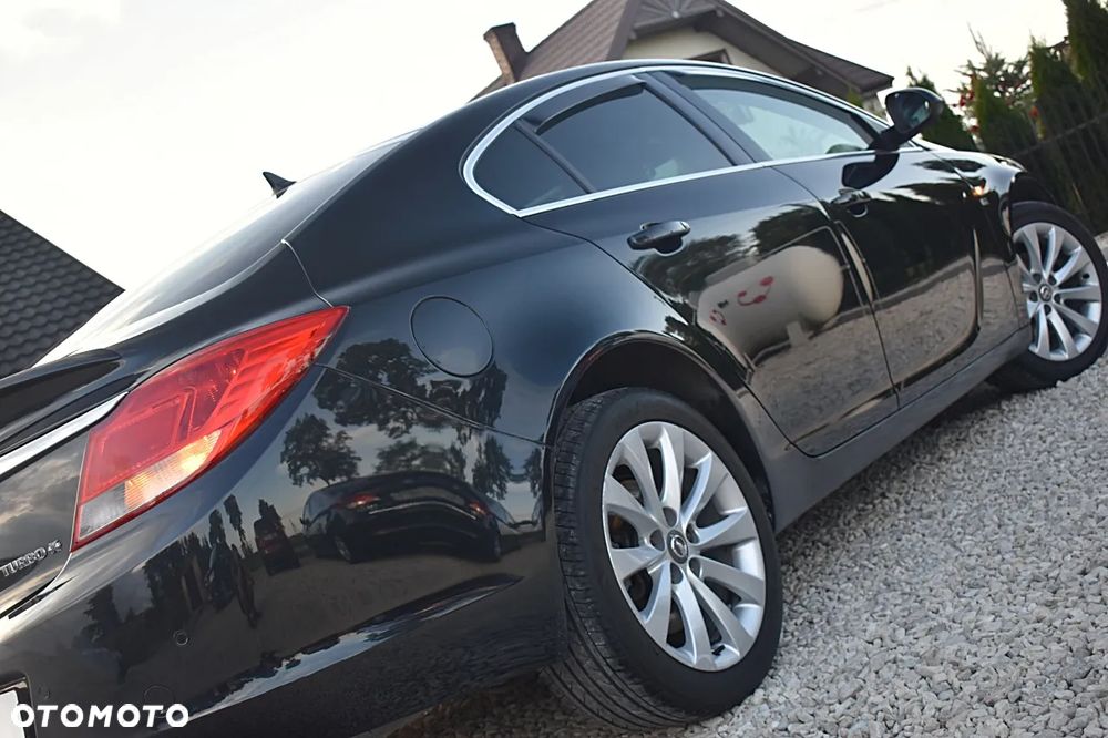 Opel Insignia 2.0 T Cosmo 4x4 S&S - 35