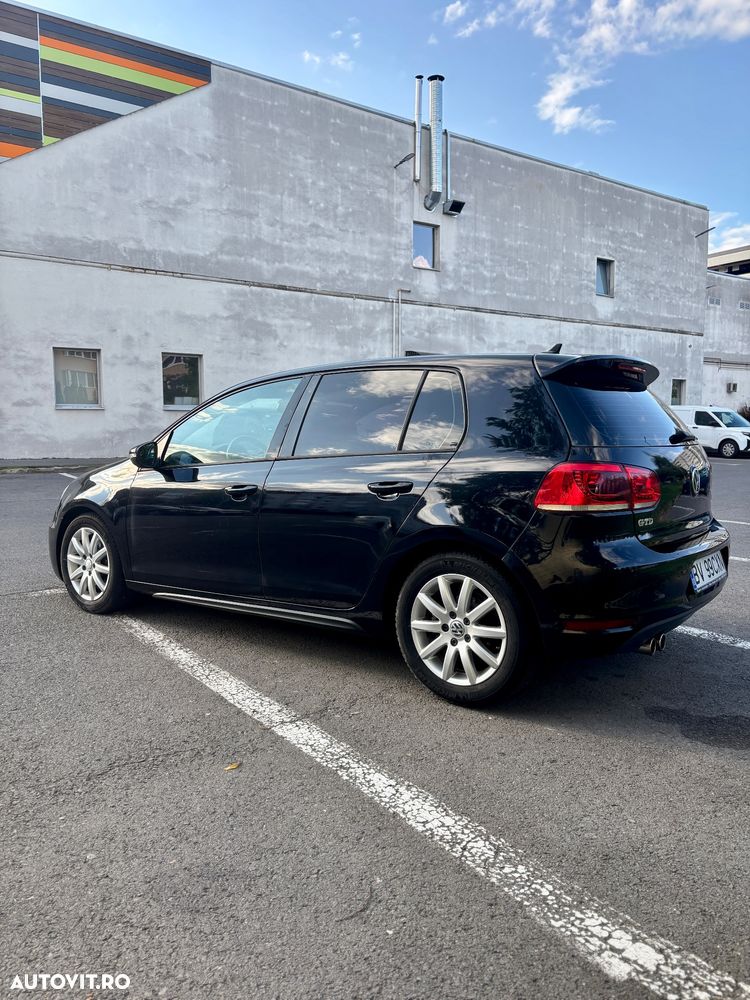 Volkswagen Golf 2.0 DPF GTD DSG - 18