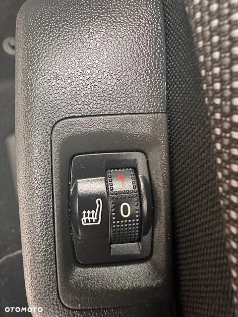 Citroën C3 Aircross 1.6 BlueHDi Shine S&S - 20