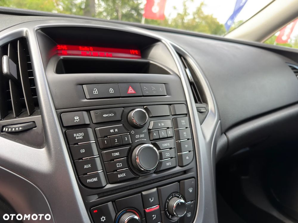 Opel Astra 1.4 Cosmo - 29