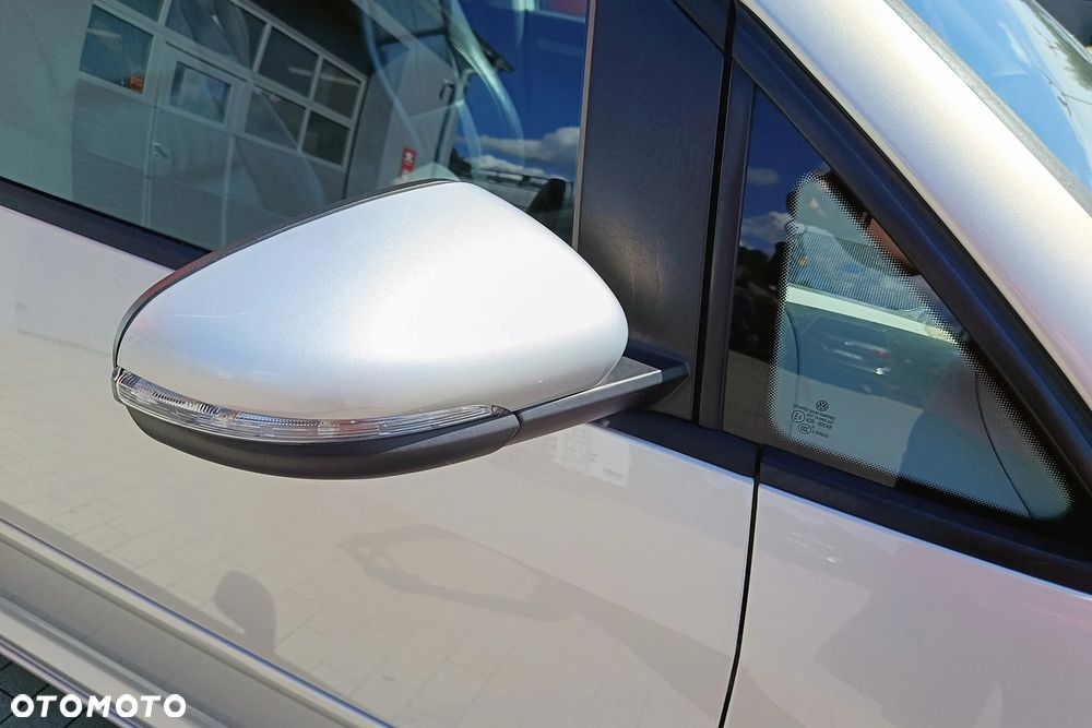 Volkswagen Touran 1.4 TSI DSG Comfortline - 17