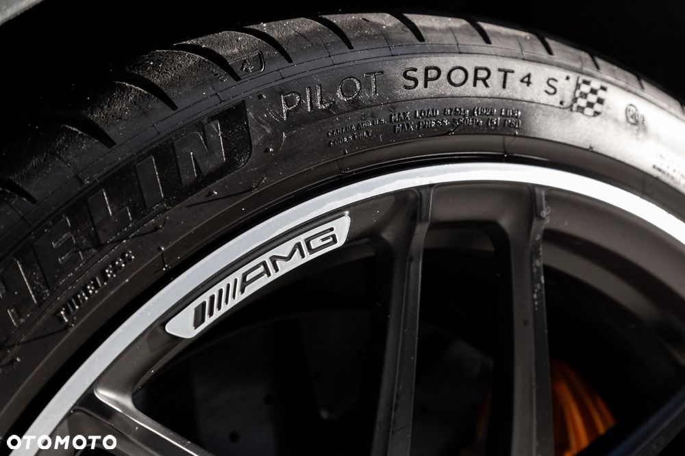 Mercedes-Benz AMG GT - 12