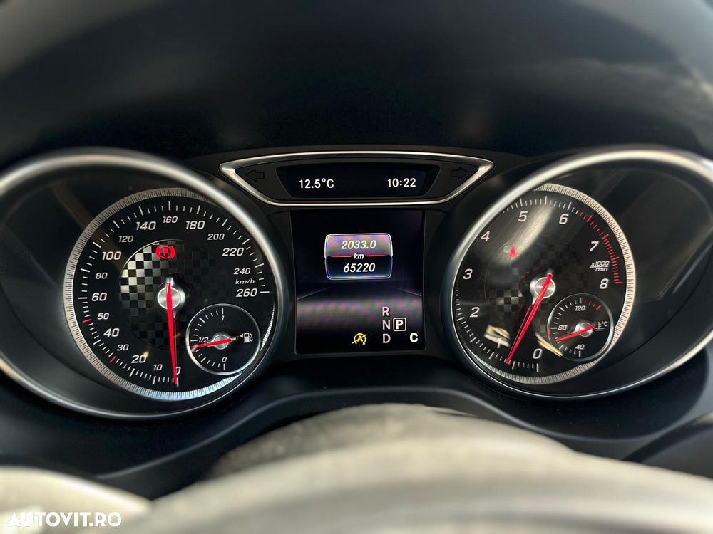 Mercedes-Benz A 180 7G-DCT Urban - 8