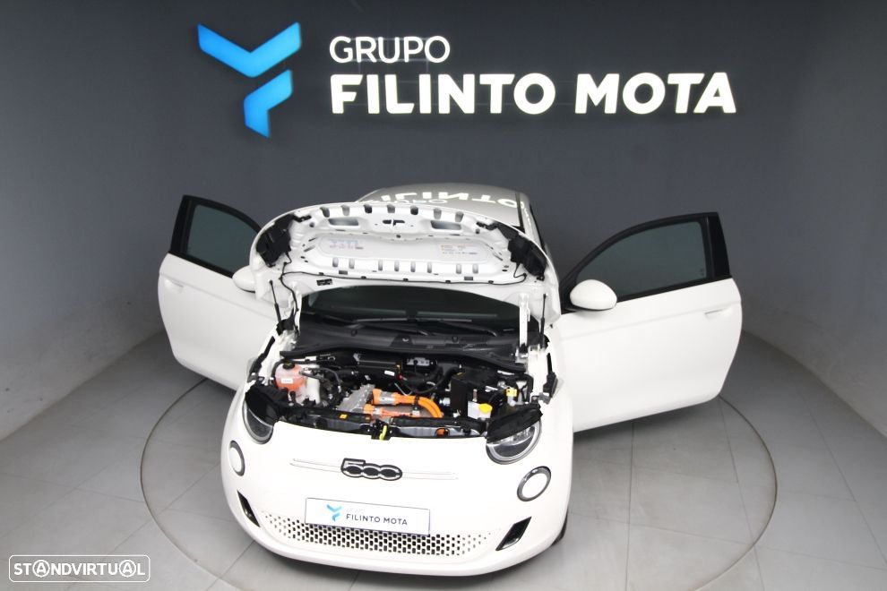 Fiat 500e Action - 12