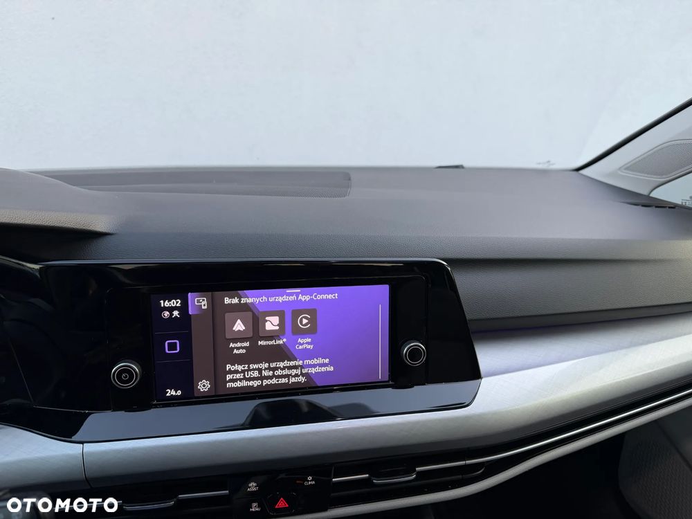 Volkswagen Golf - 16