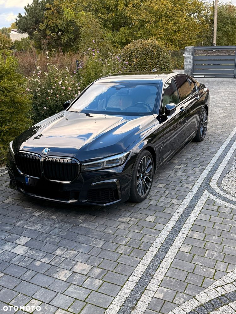 BMW Seria 7 750i xDrive sport - 1