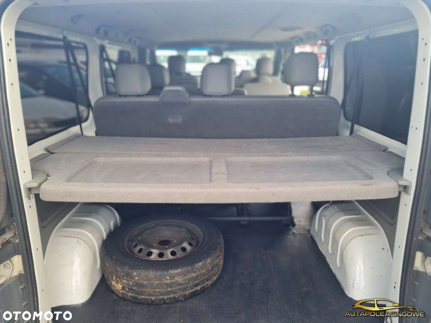 Opel Vivaro - 8