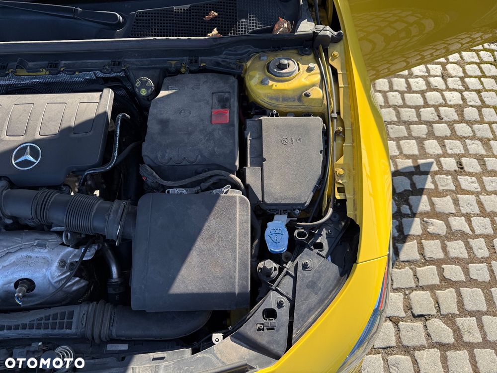 Mercedes-Benz CLA - 18