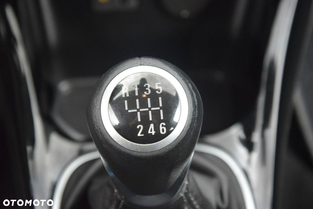 Opel Corsa 1.0 Ecotec Turbo (ecoFLEX) Start/Stop Innovation - 26