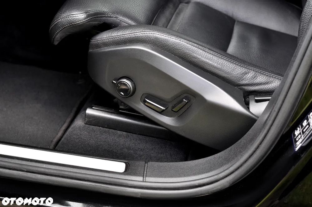 Volvo XC 60 B4 D Geartronic Inscription - 22