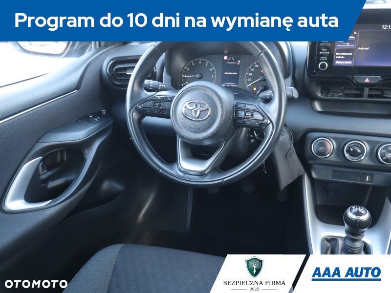 Toyota Yaris - 8