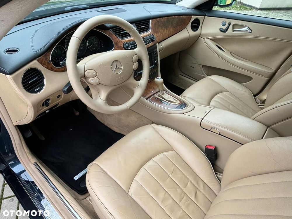 Mercedes-Benz CLS 350 - 13
