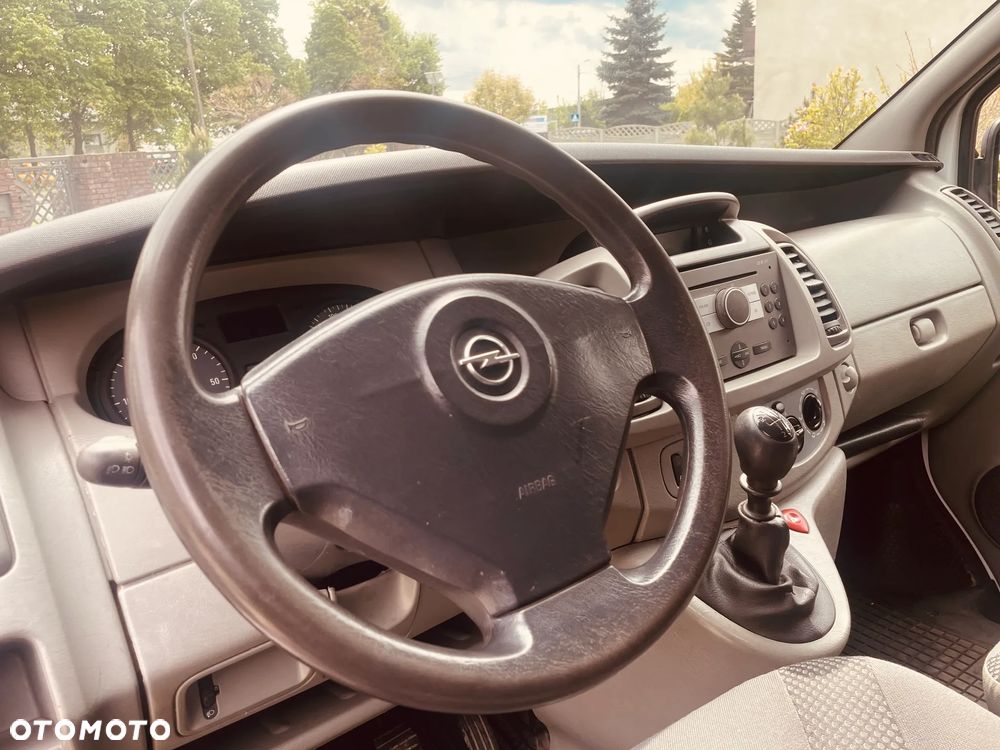 Opel Vivaro - 37