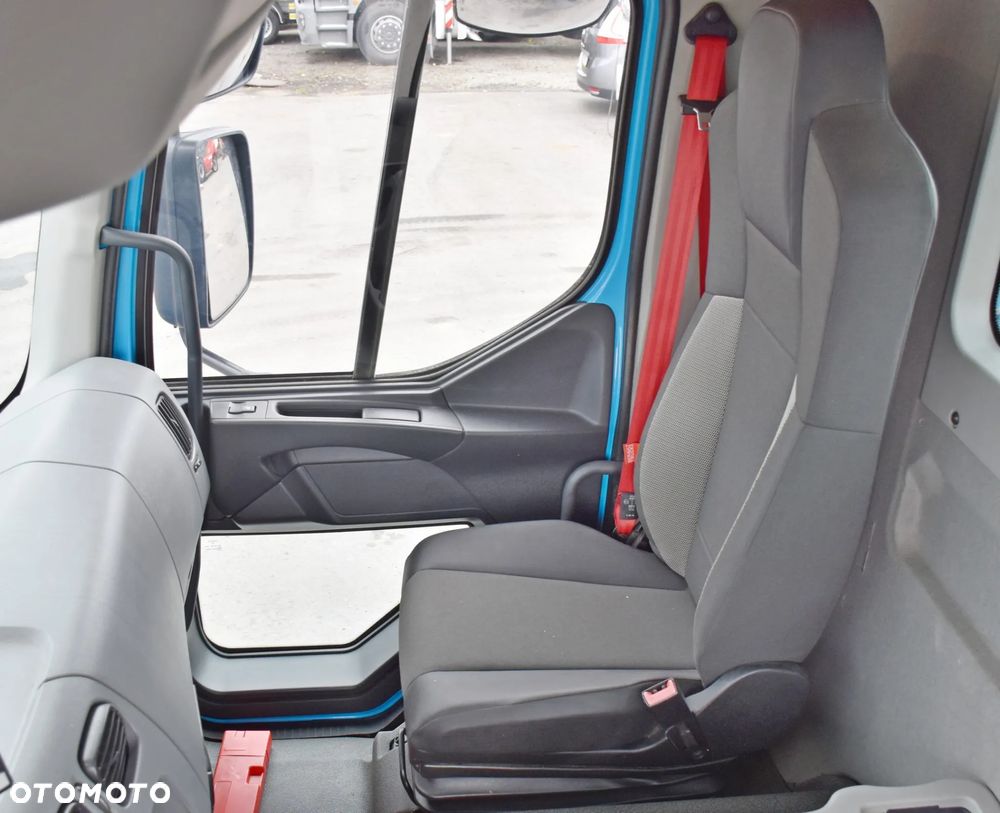 Renault C 320 * PK 12002 EH A + PILOT * STAN BDB - 10