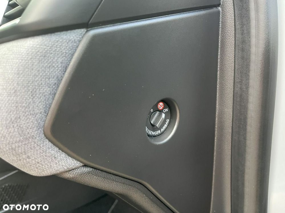 Renault Clio - 25