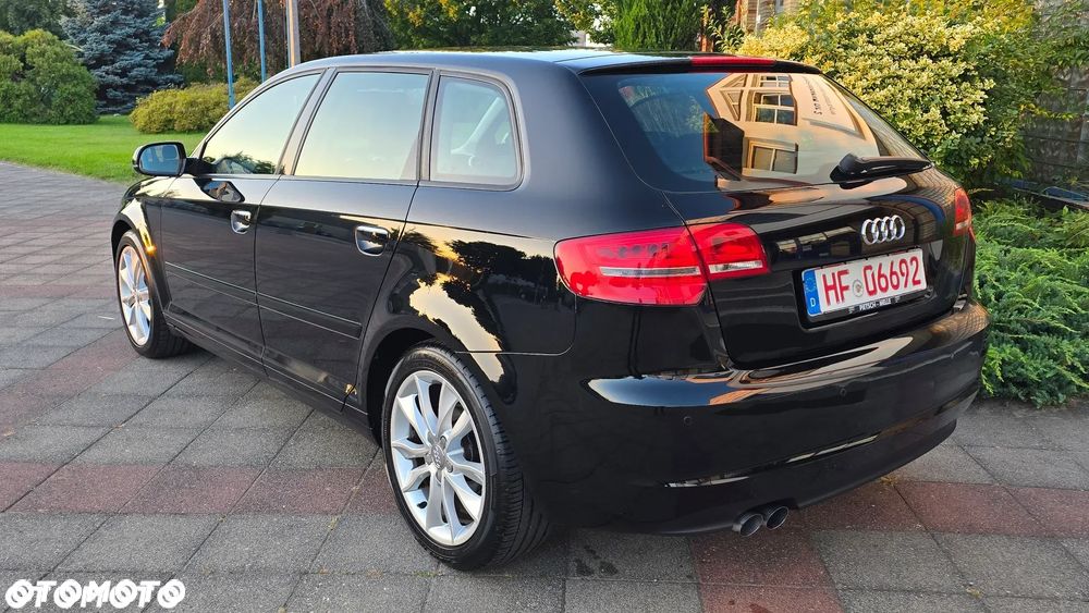 Audi A3 Sportback - 4