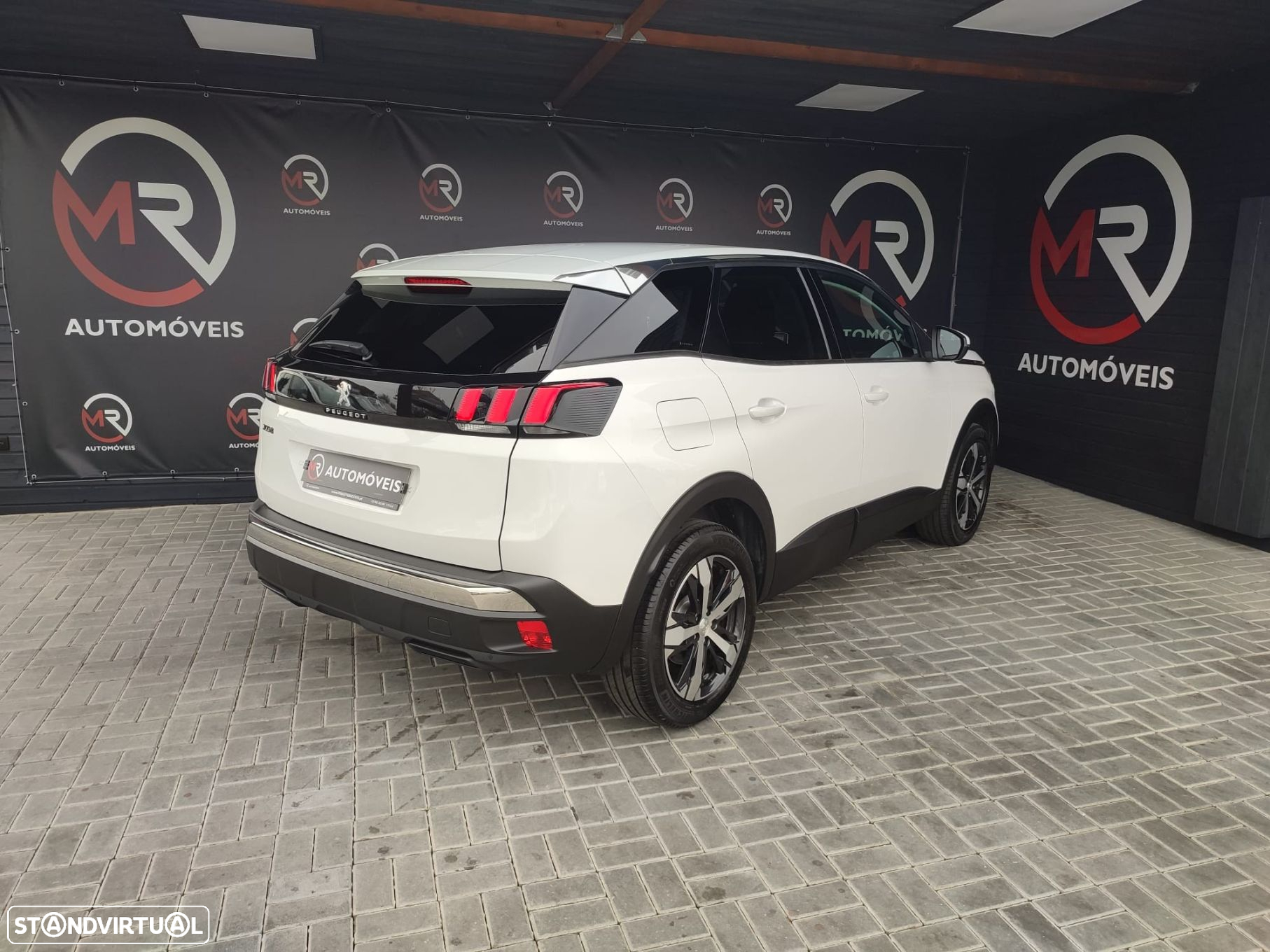 Peugeot 3008 1.5 BlueHDi Crossway EAT8 - 9