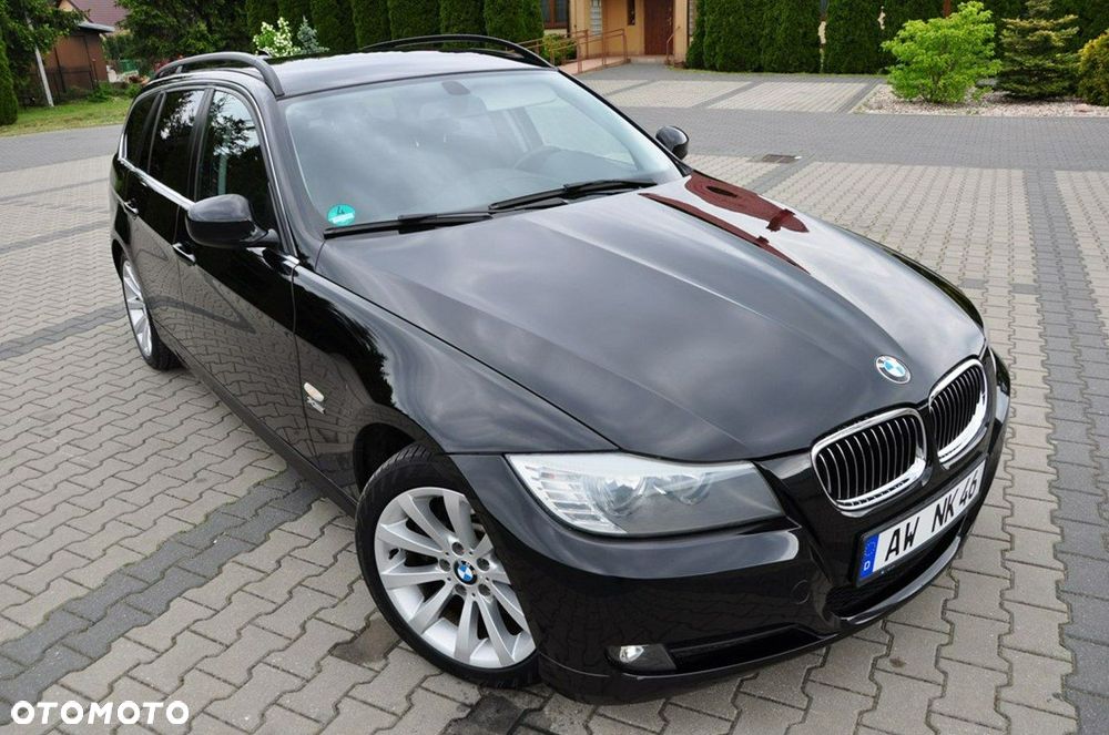 BMW Seria 3 325i Edition Exclusive - 12