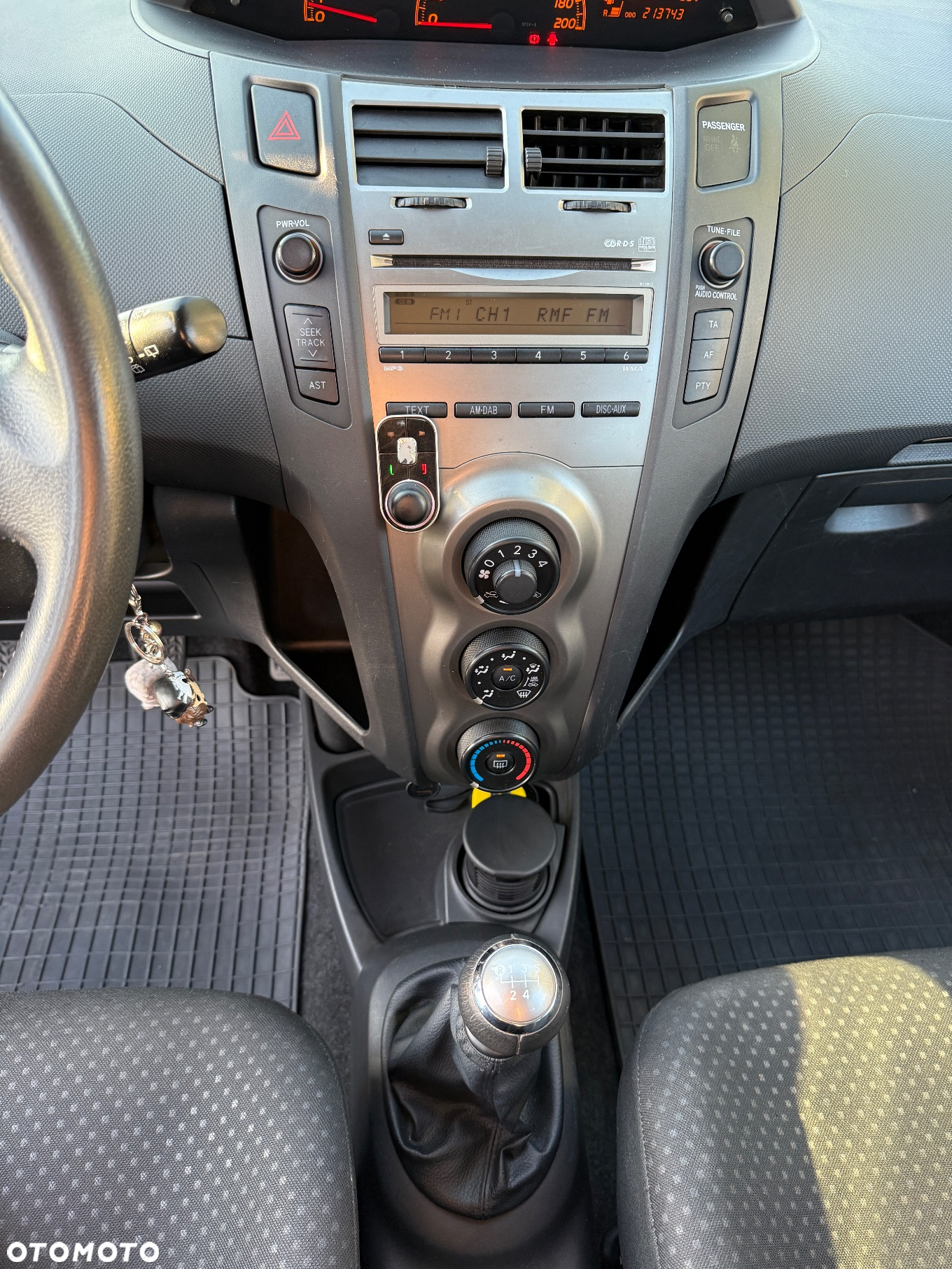 Toyota Yaris 1.33 Life - 14
