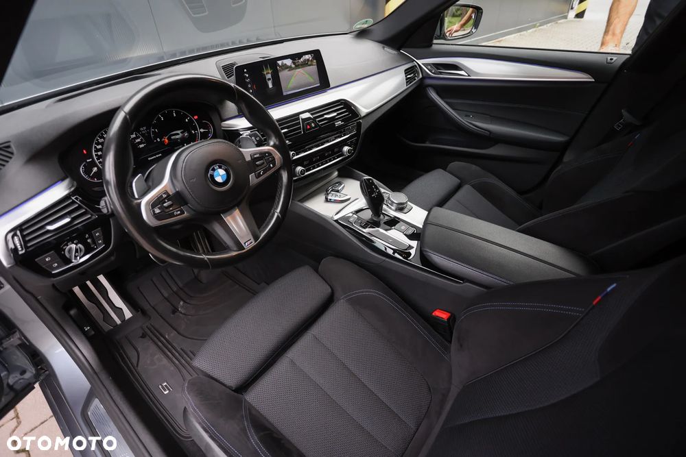 BMW Seria 5 520d M Sport Edition - 18