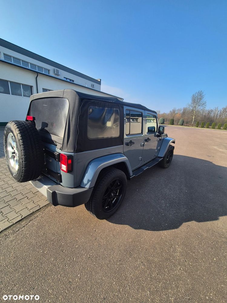 Jeep Wrangler 3.6 Unlim Sahara - 12