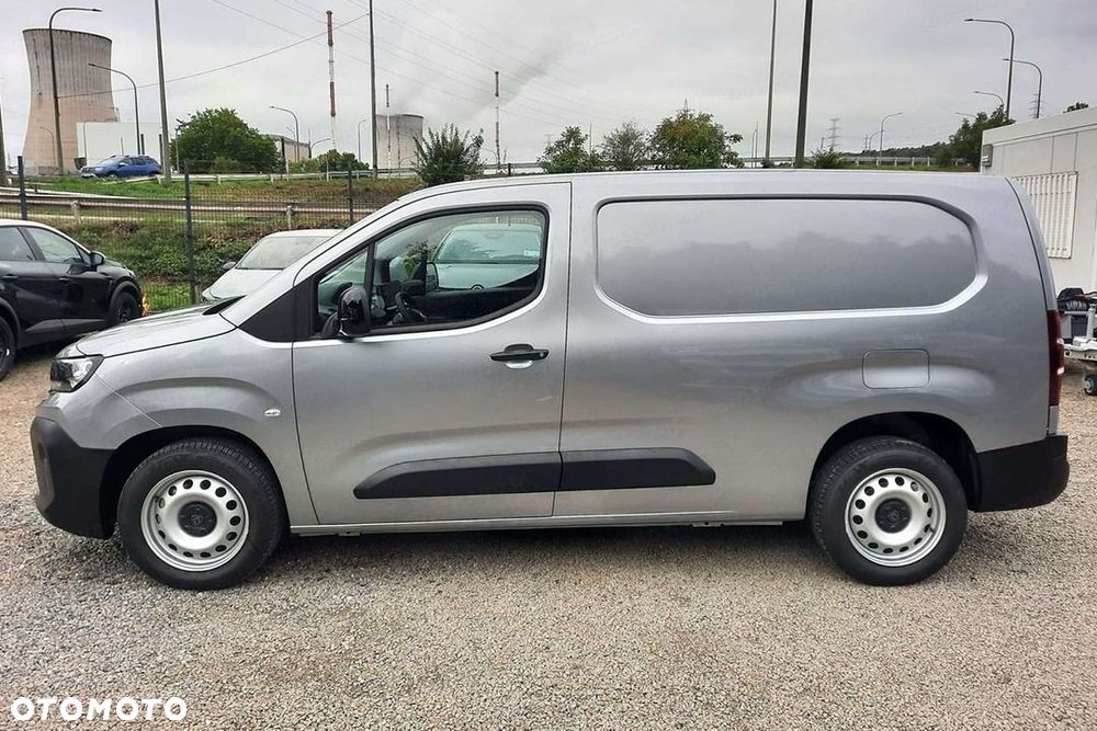 Peugeot Partner Van L2H1 136KM - 4