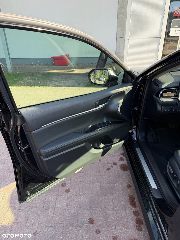 Toyota Camry 2.5 Hybrid Executive CVT - 14