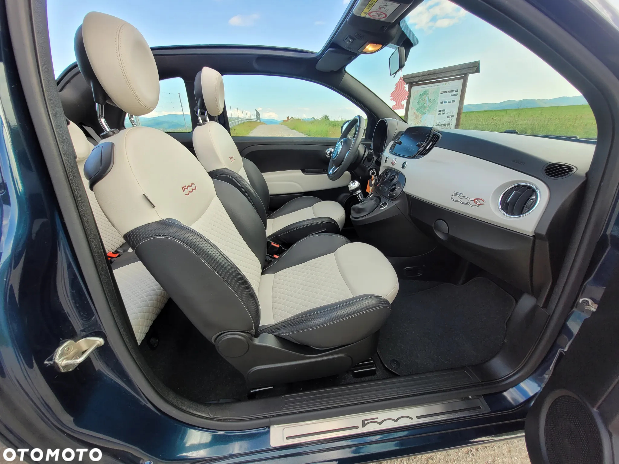 Fiat 500 1.0 Hybrid Lounge - 23