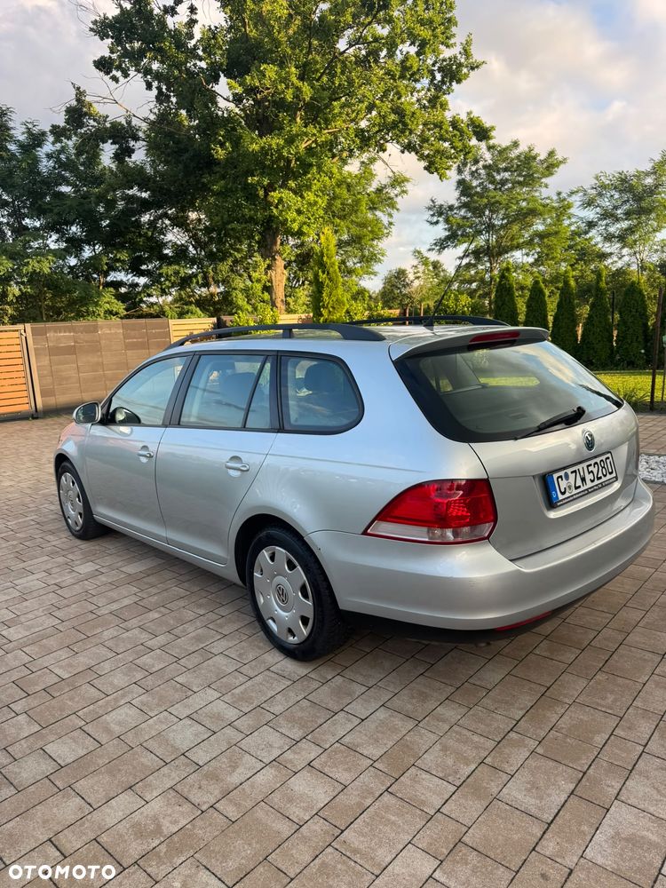 Volkswagen Golf 1.9 TDI DPF Comfortline - 4