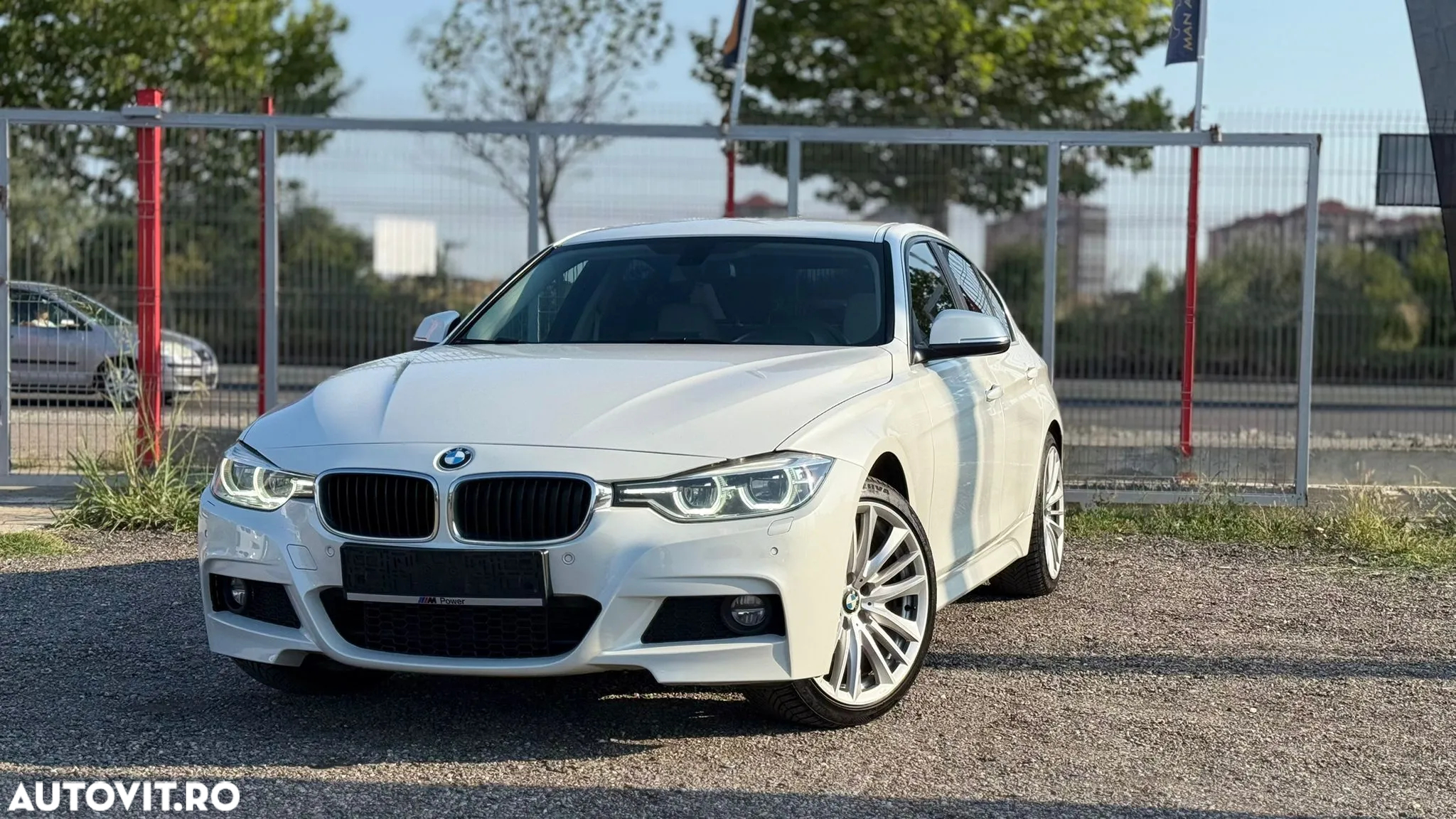 BMW Seria 3 320d GT xDrive AT - 4