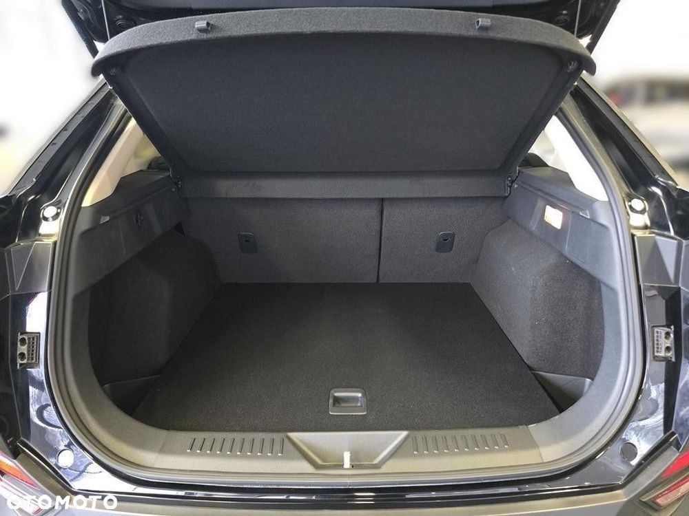 Bestune T77 1.5T Business DCT - 8