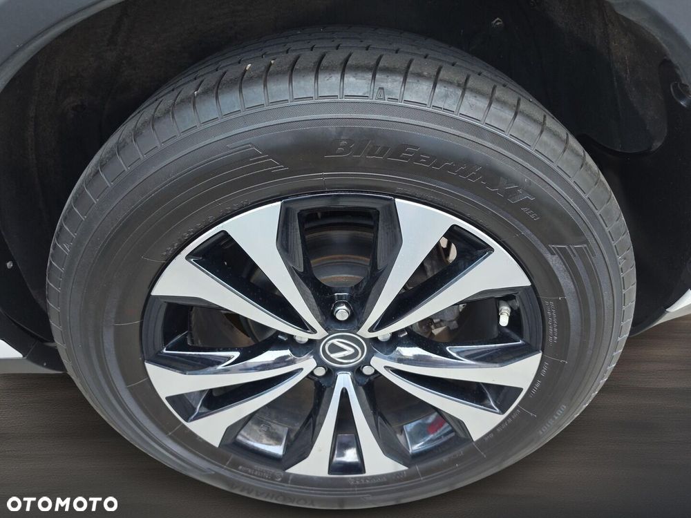 Lexus NX 300h F Impression AWD - 29